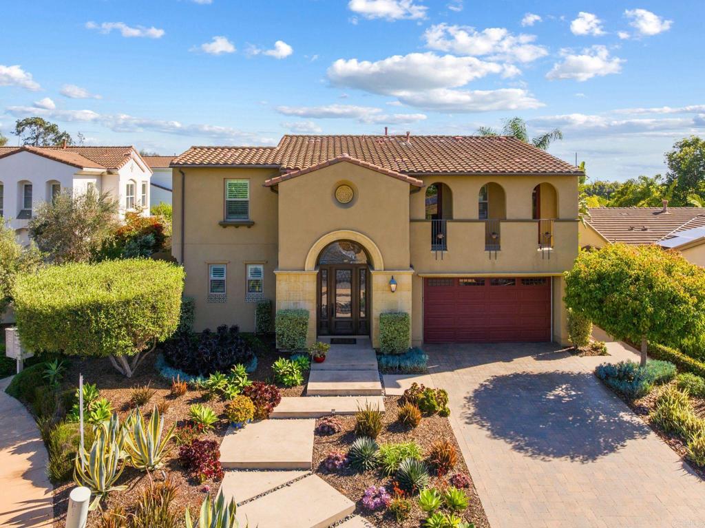 809 Dolphin Circle