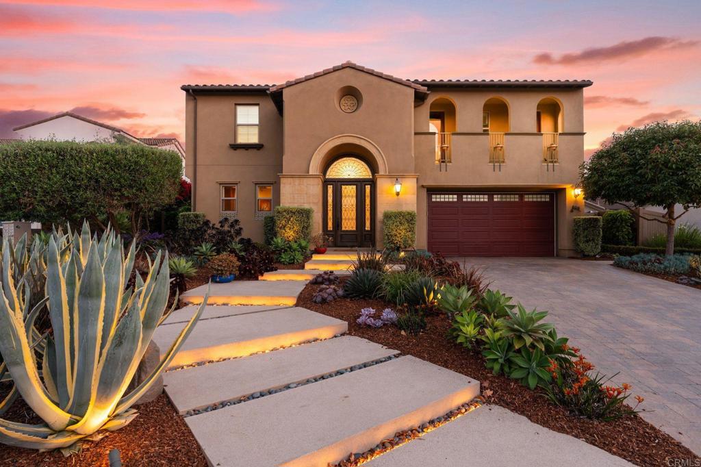 809 Dolphin Circle