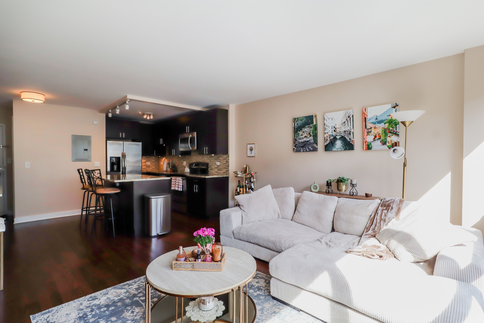 2930 N Sheridan Road Unit: 1109