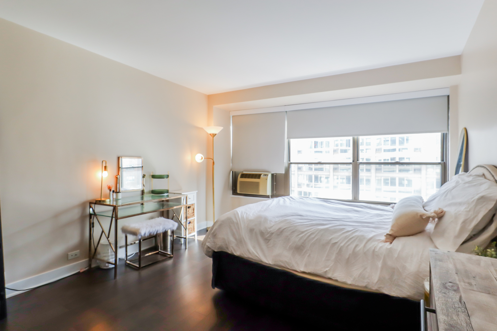 2930 N Sheridan Road Unit: 1109