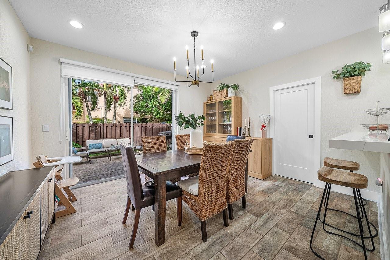 3876 SW 169th Ter