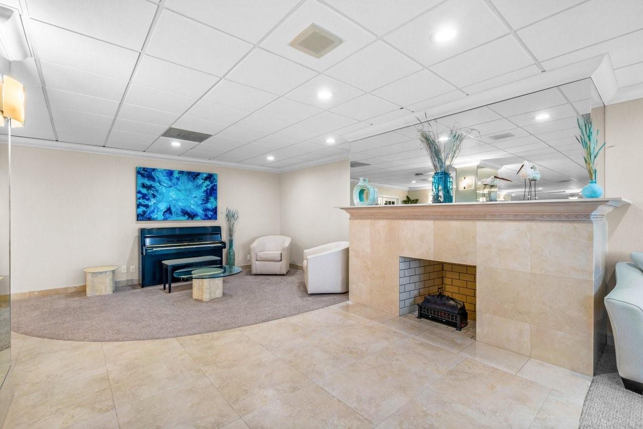 3900 Galt Ocean Dr 1004