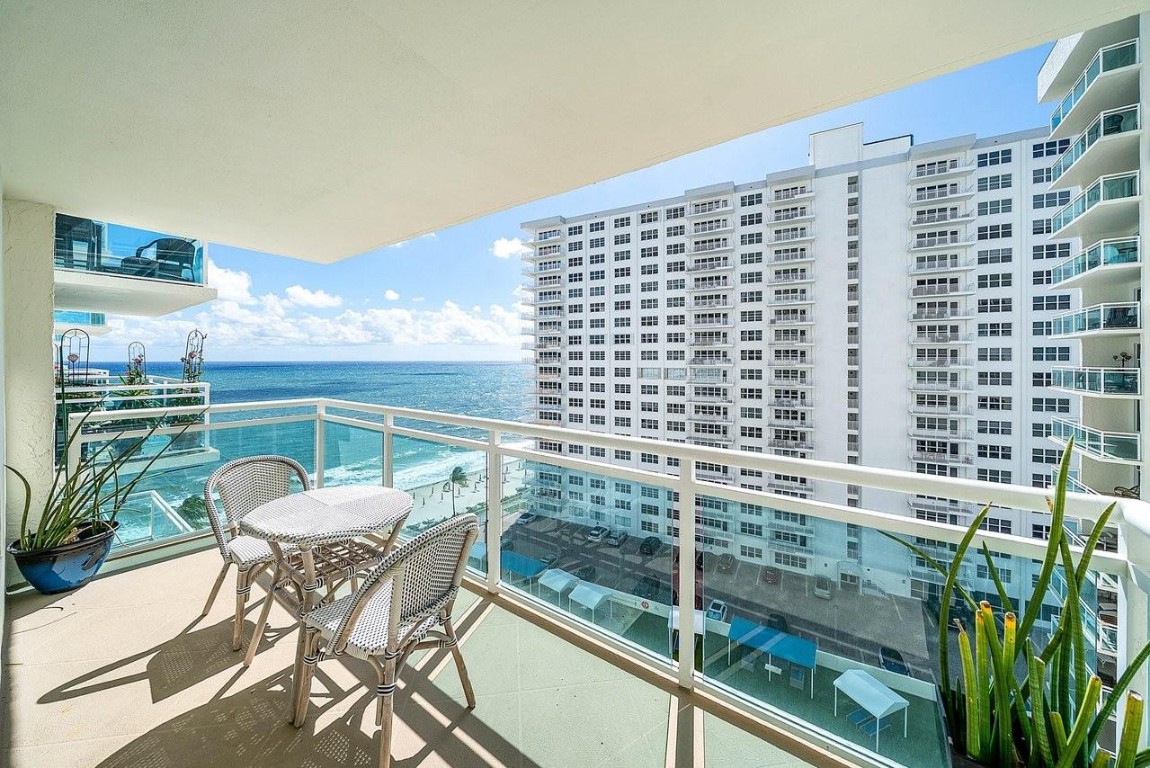 3900 Galt Ocean Dr 1004