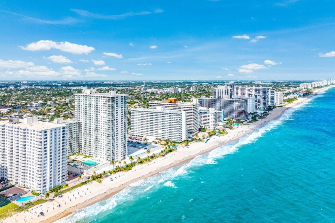 3900 Galt Ocean Dr 1004