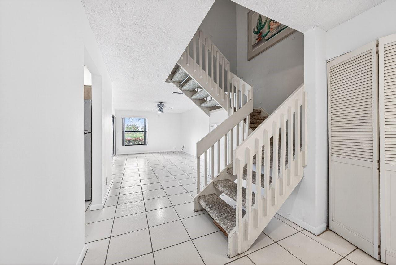 2643 NW 42nd Avenue, Coconut Creek