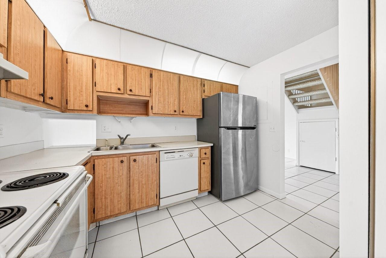 2643 NW 42nd Avenue, Coconut Creek