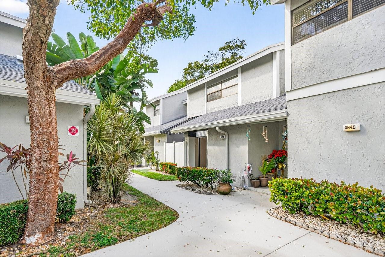 2643 NW 42nd Avenue, Coconut Creek