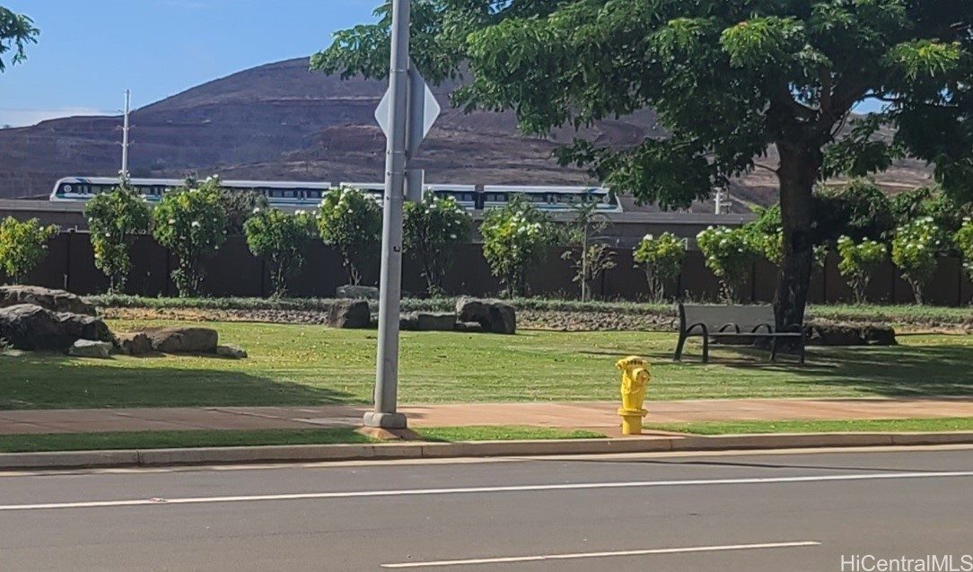 91-3633 Kauluakoko Street 702