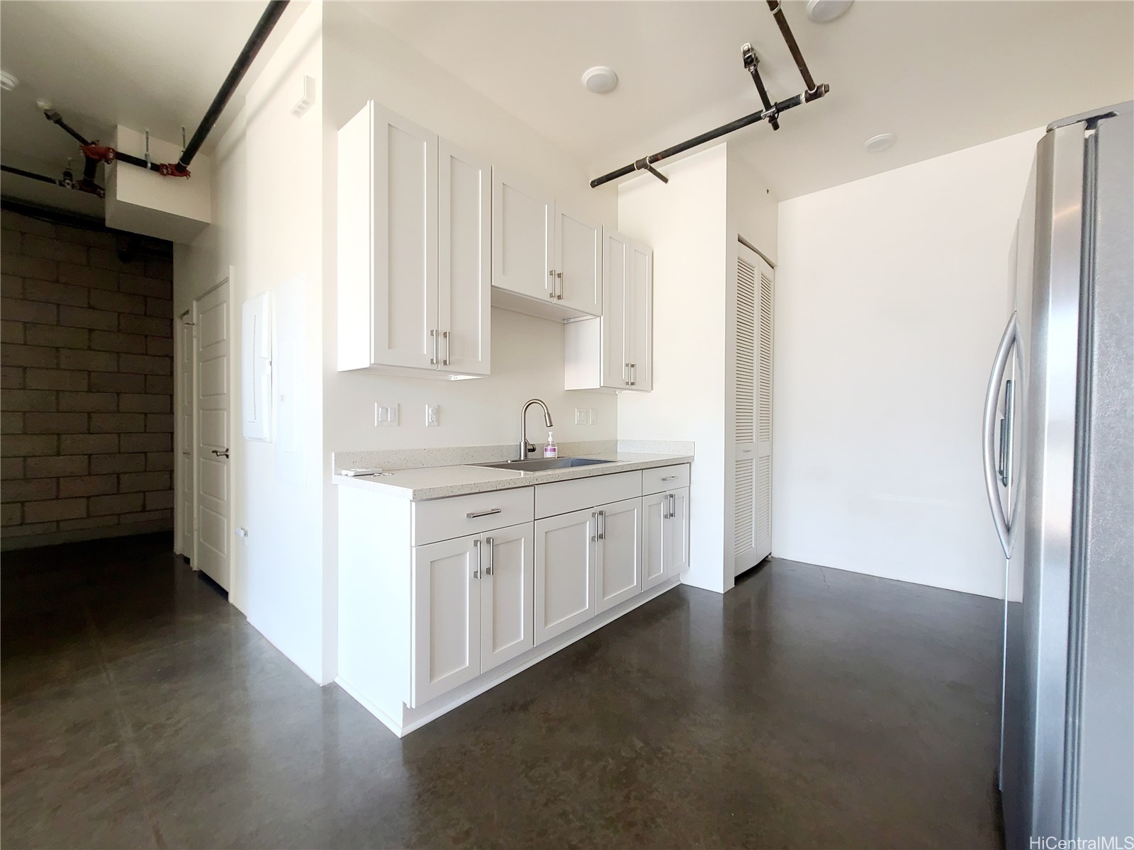 91-3633 Kauluakoko Street 702