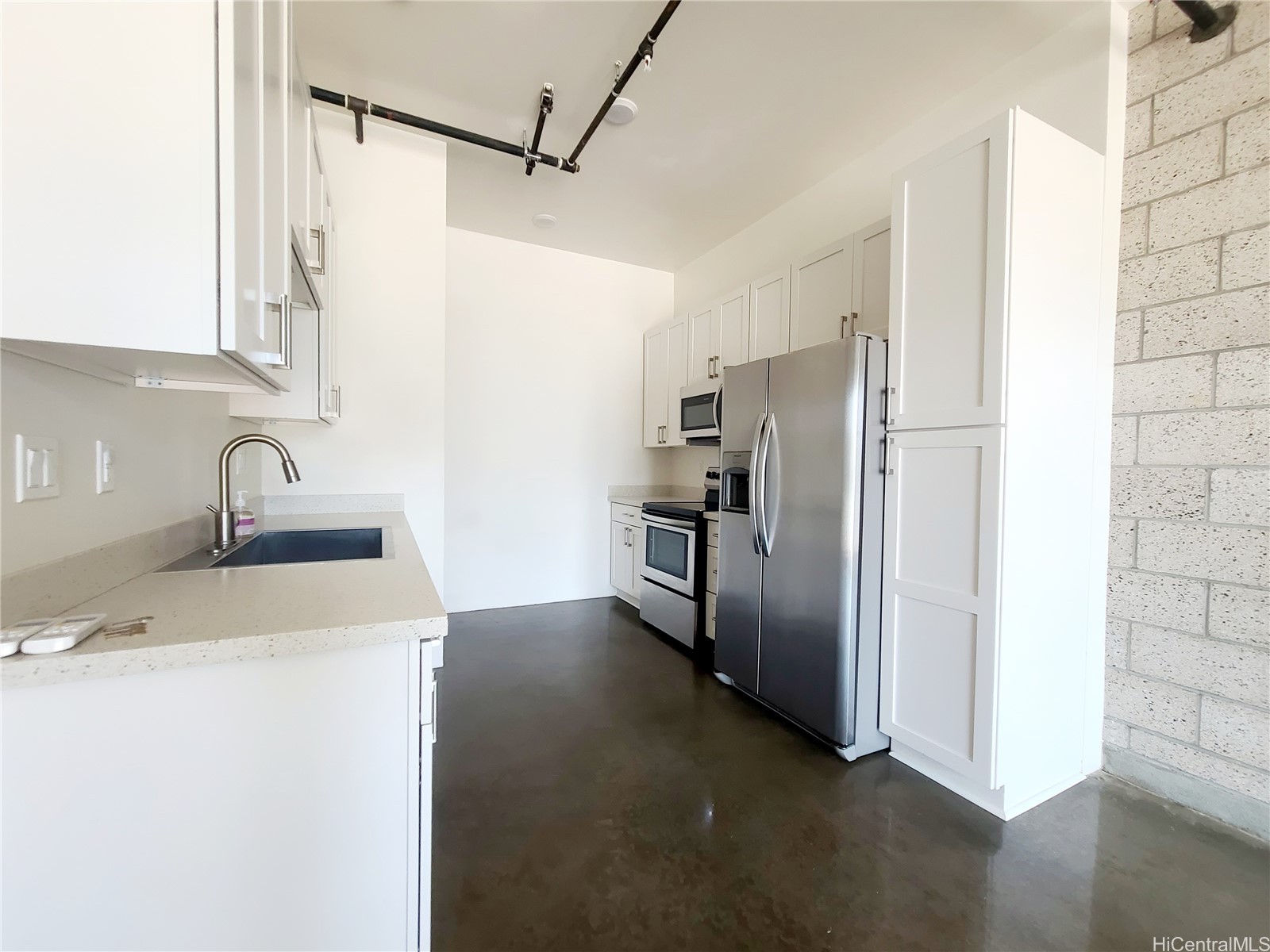 91-3633 Kauluakoko Street 702