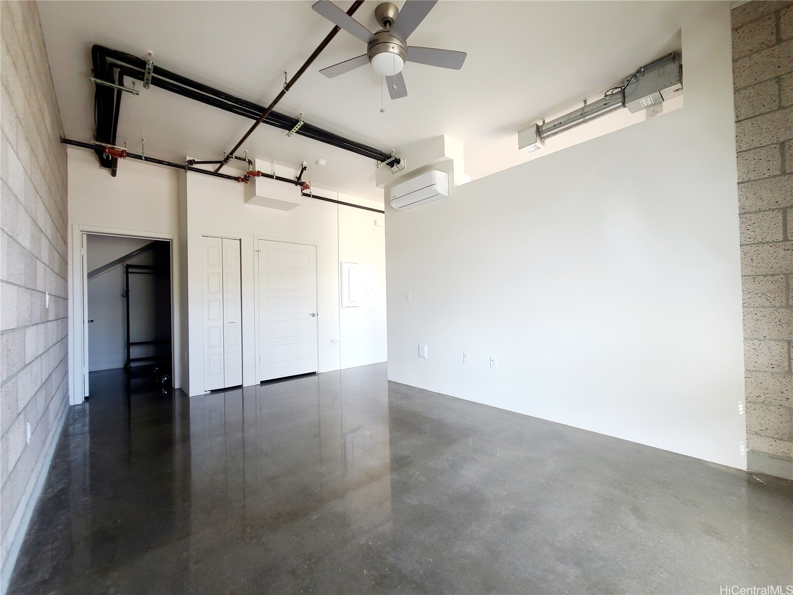 91-3633 Kauluakoko Street 702