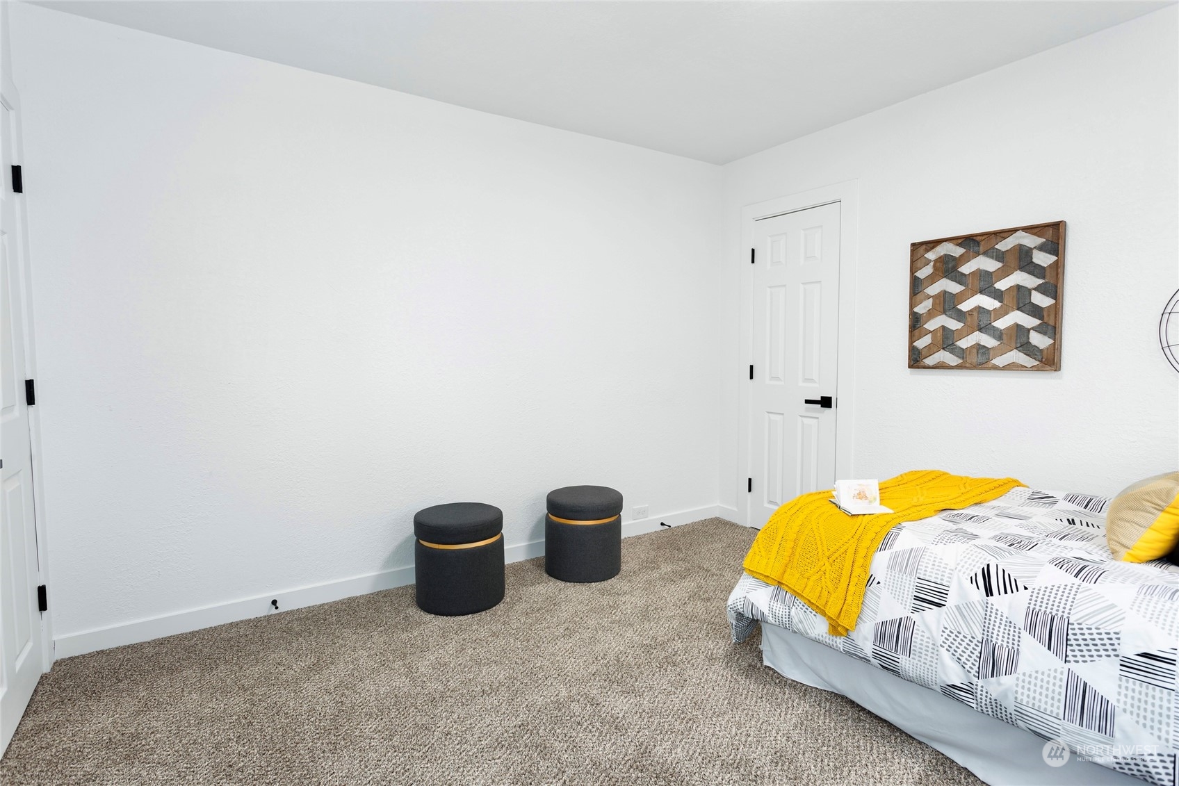 507 Violet Meadow Street S