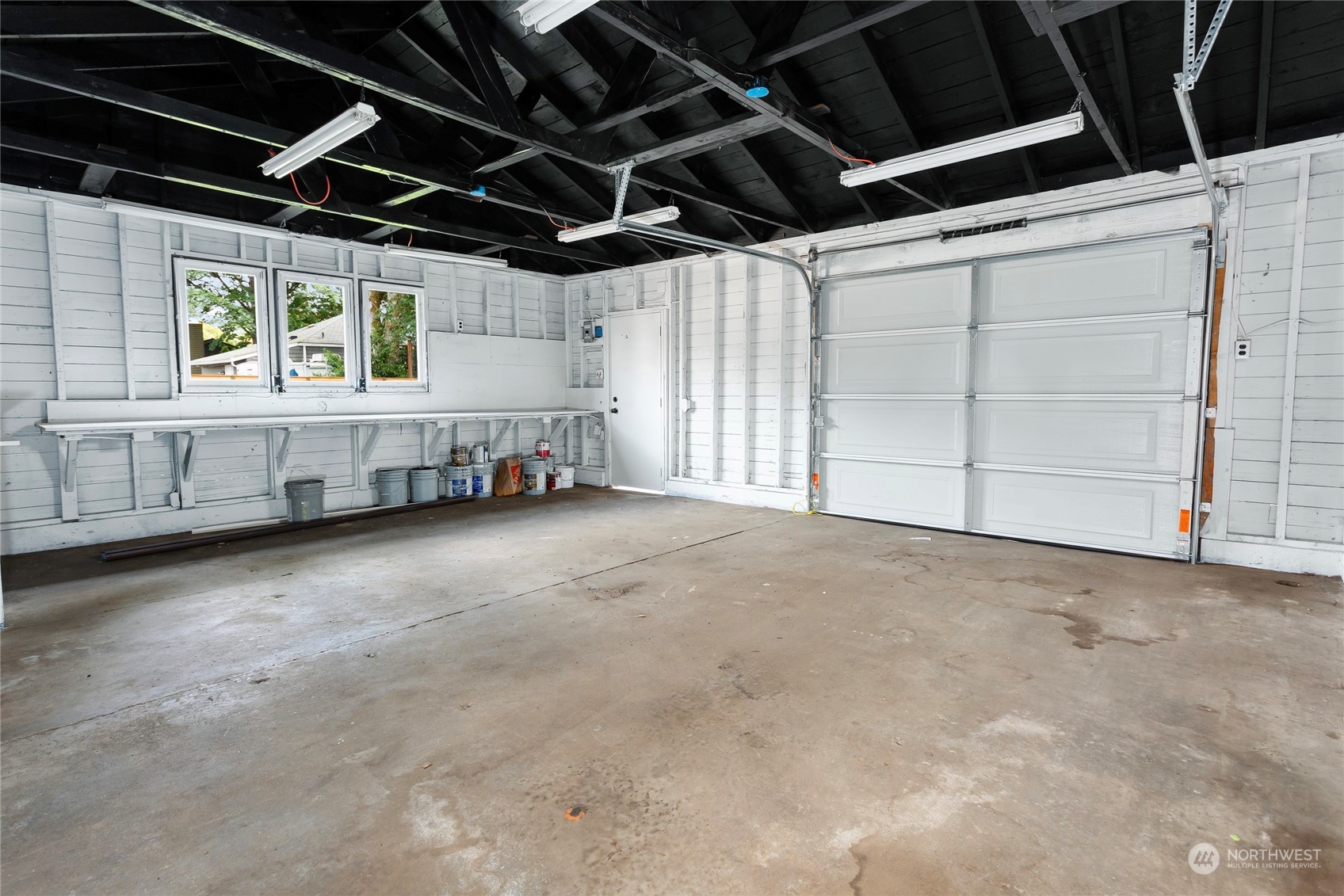 507 Violet Meadow Street S