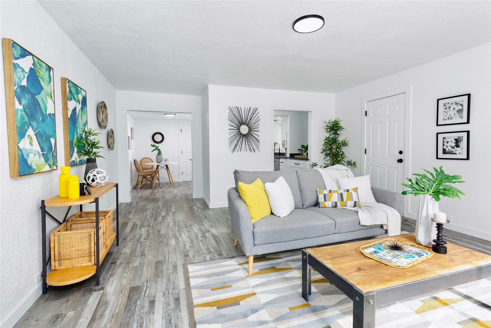 507 Violet Meadow Street S