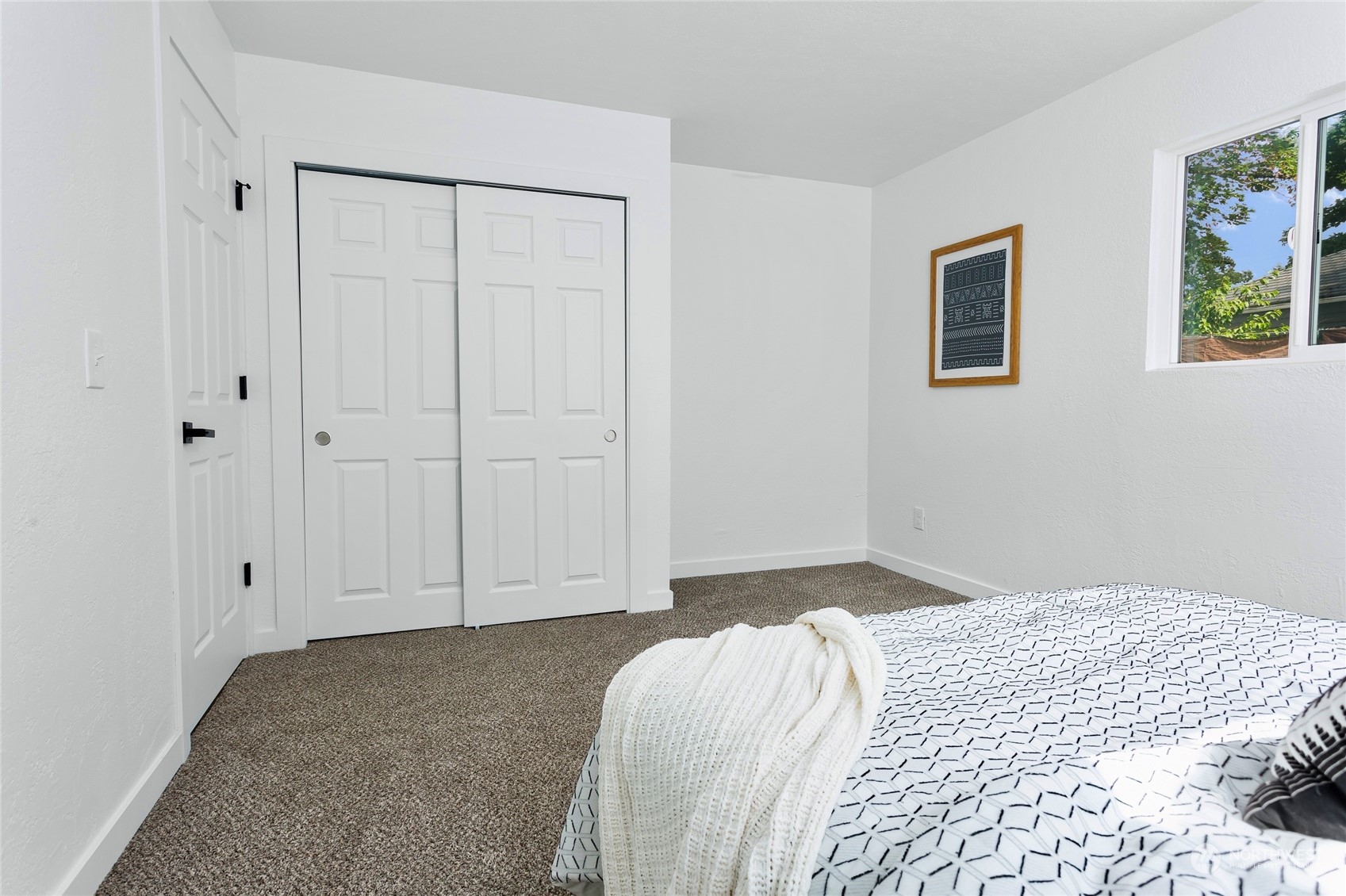 507 Violet Meadow Street S