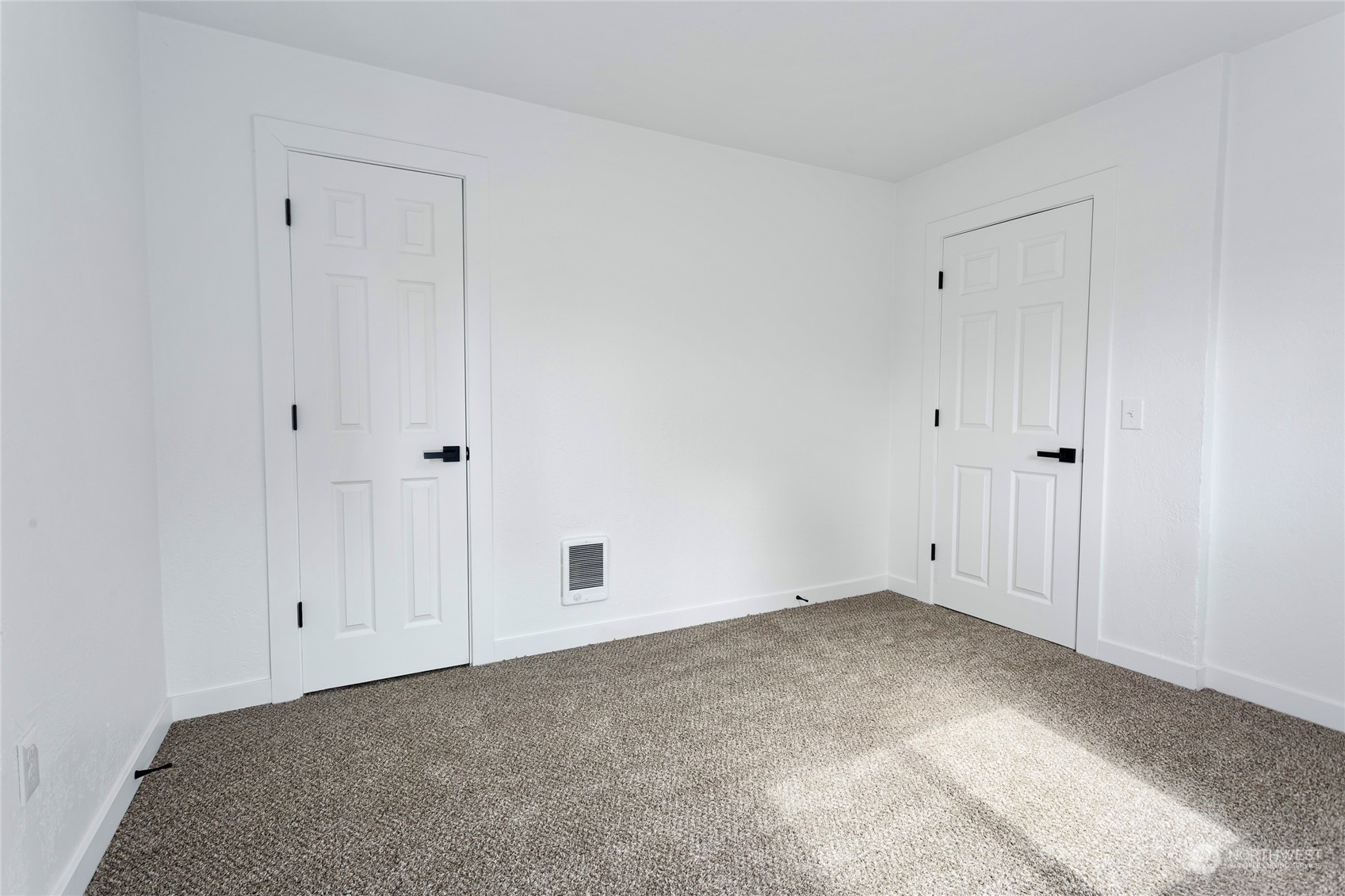 507 Violet Meadow Street S