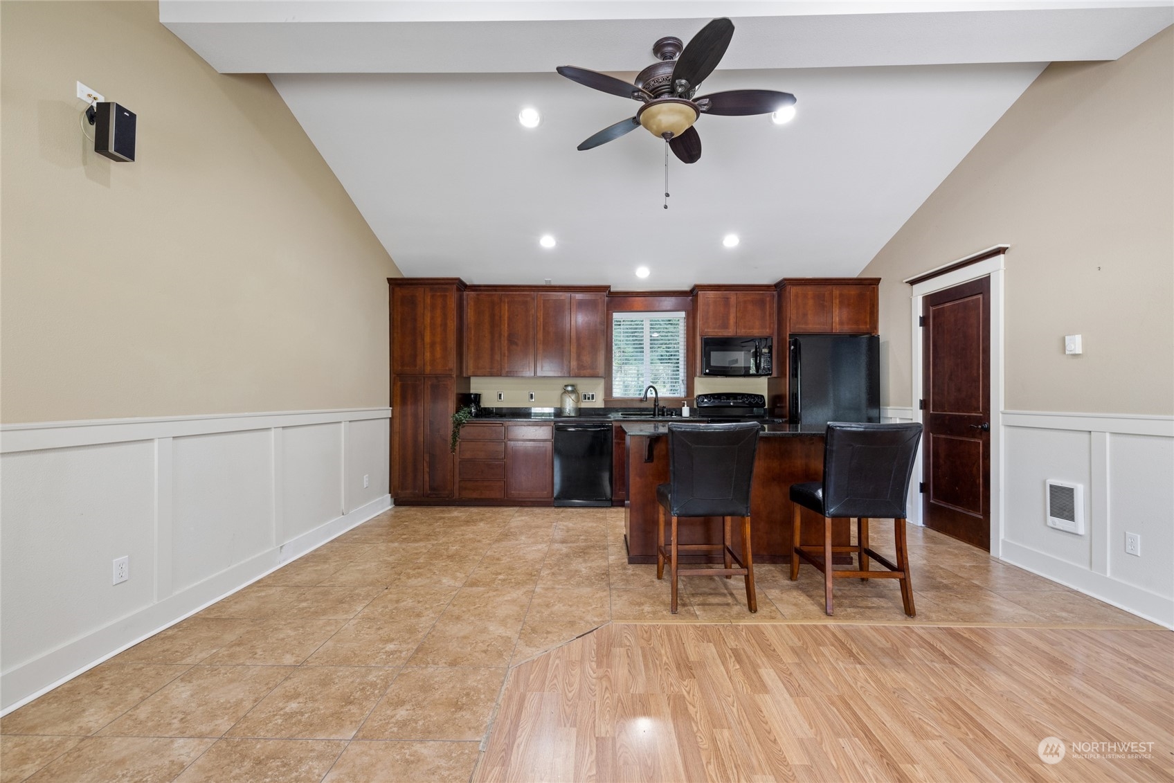 34517 10th Avenue Ct E