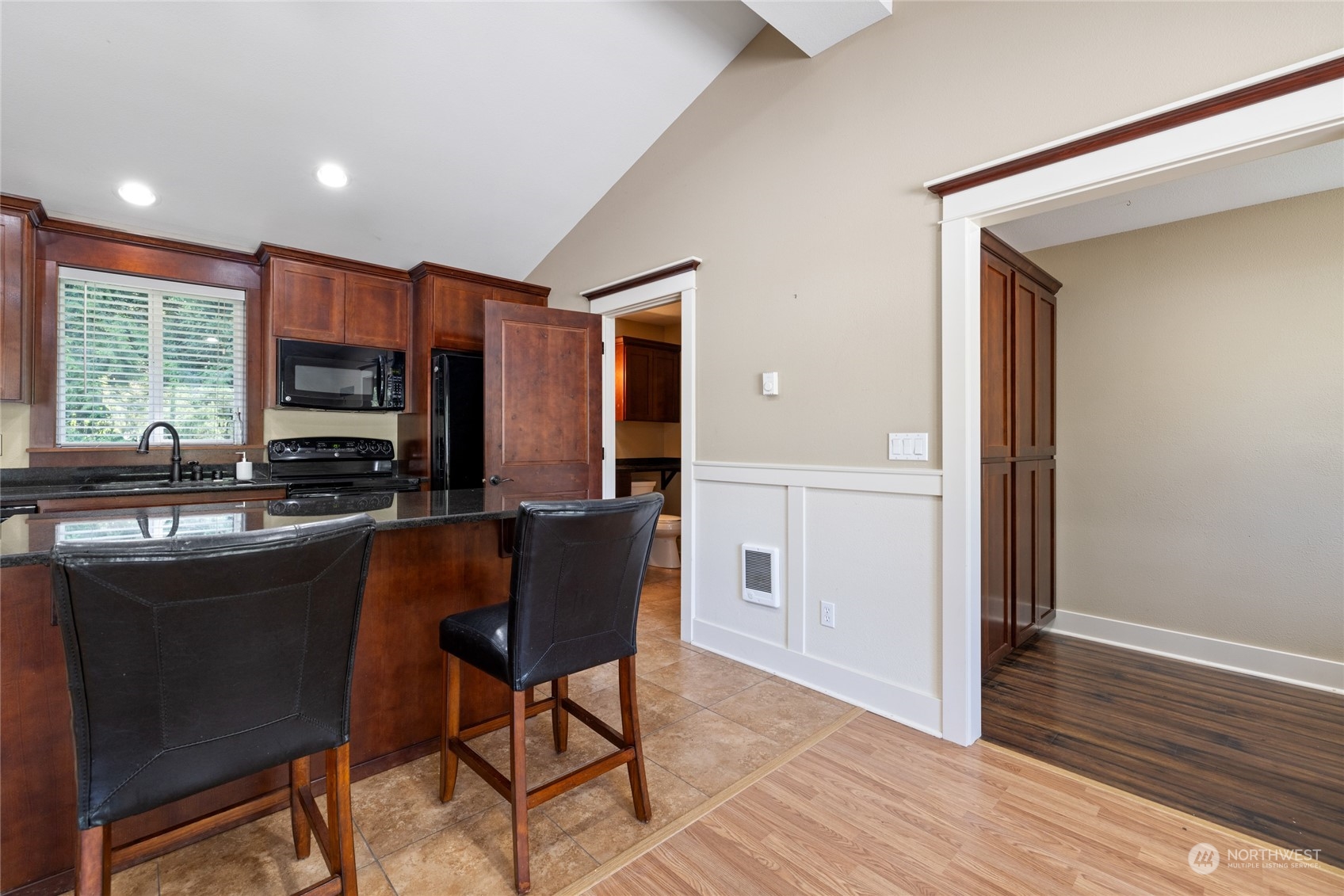 34517 10th Avenue Ct E