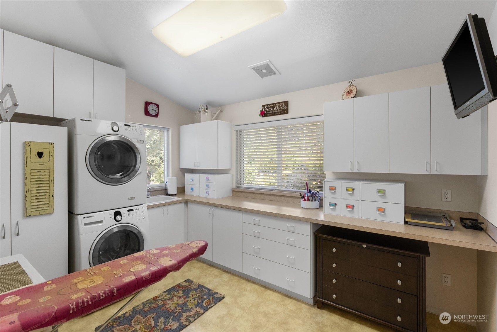 2 Lakeside Country Club SW