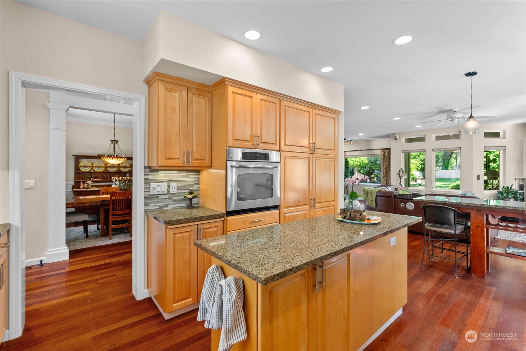 2 Lakeside Country Club SW