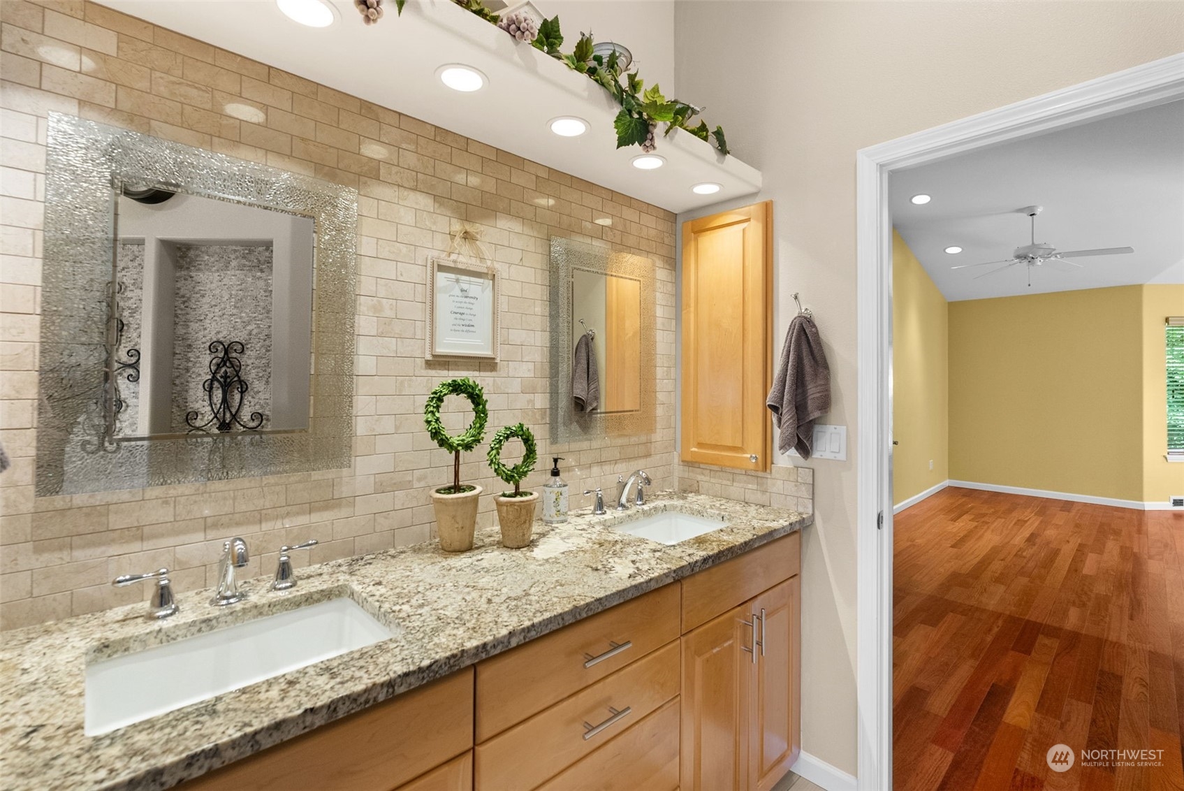 2 Lakeside Country Club SW