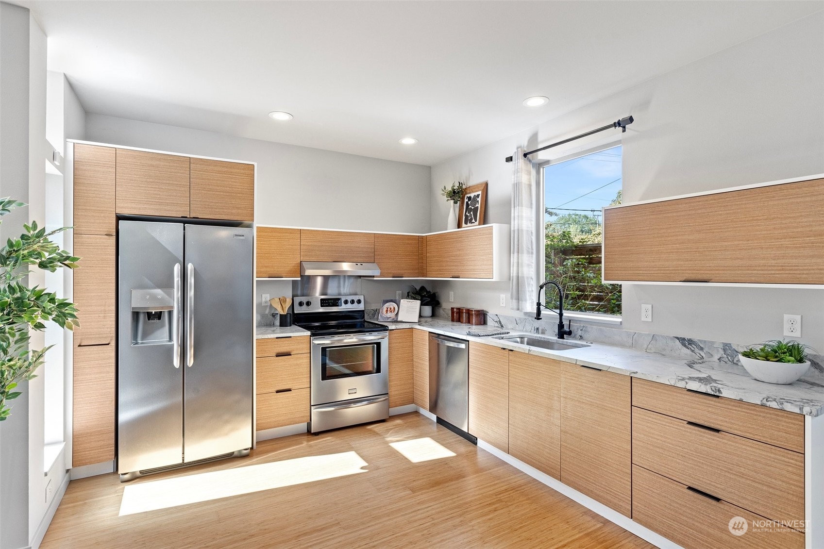 3126 Wetmore Avenue S Unit: B