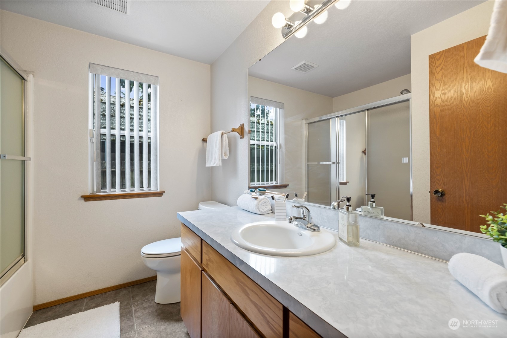 18808 10th Avenue Ct E