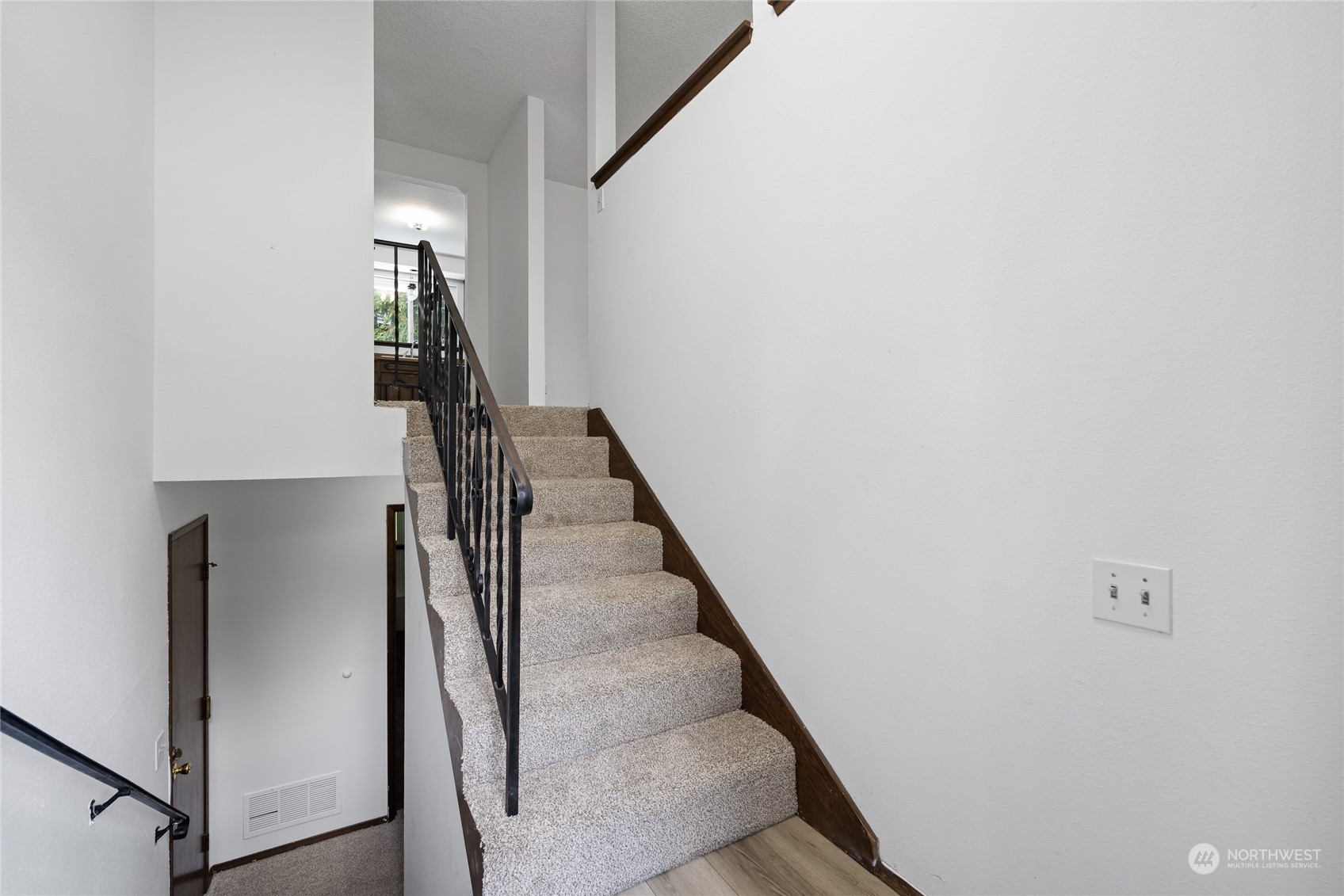 426 142nd Street Ct S