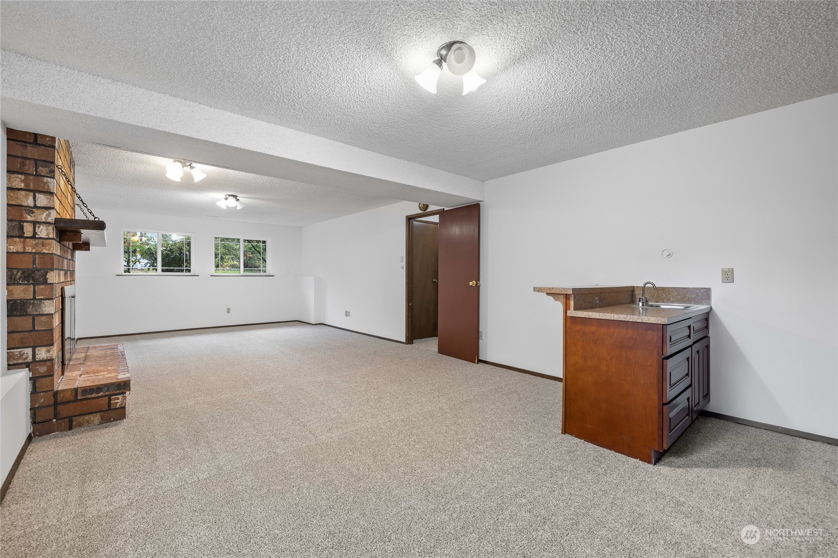 426 142nd Street Ct S