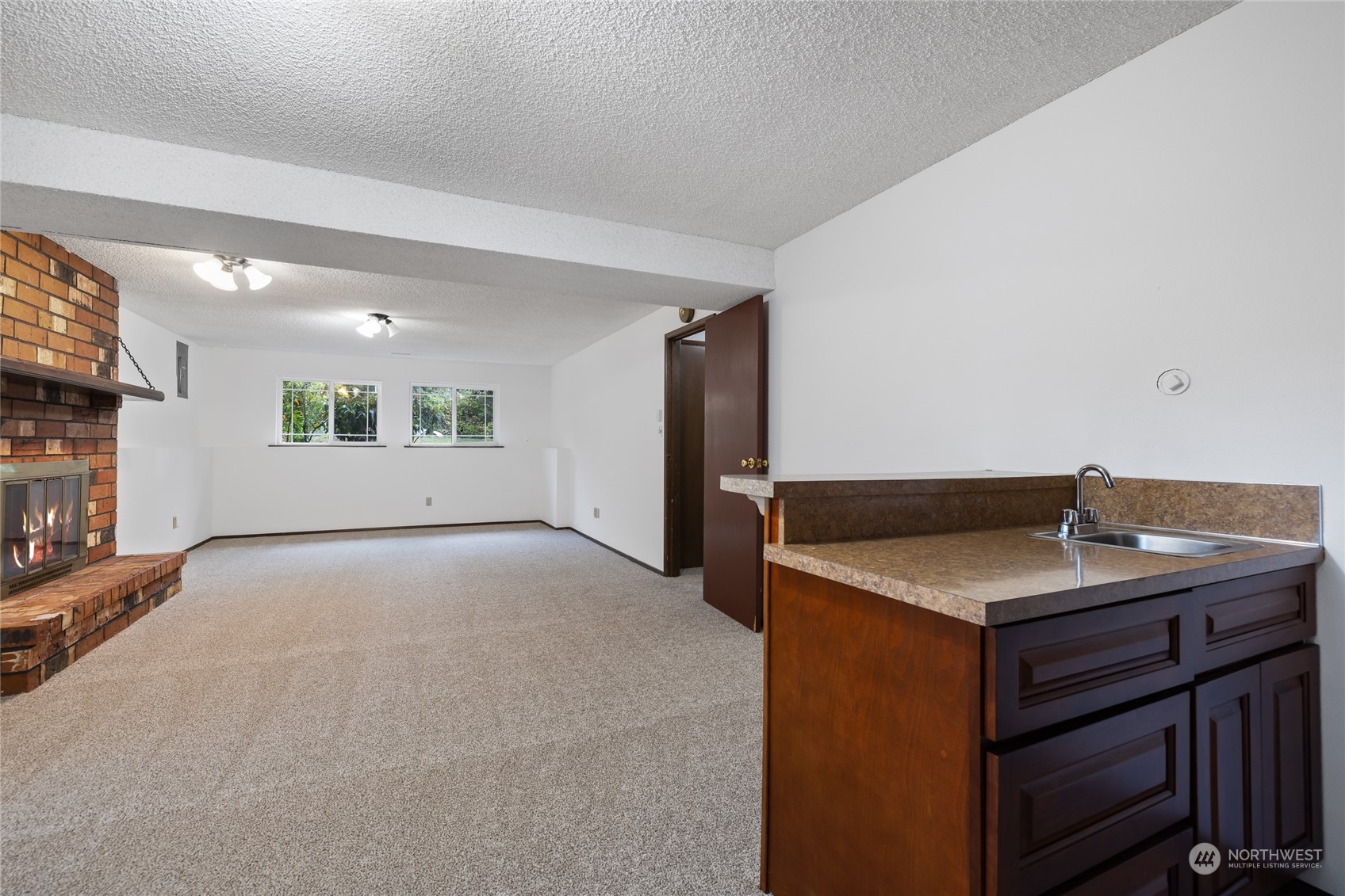 426 142nd Street Ct S