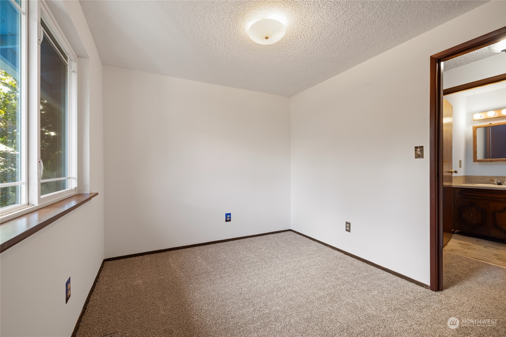 426 142nd Street Ct S