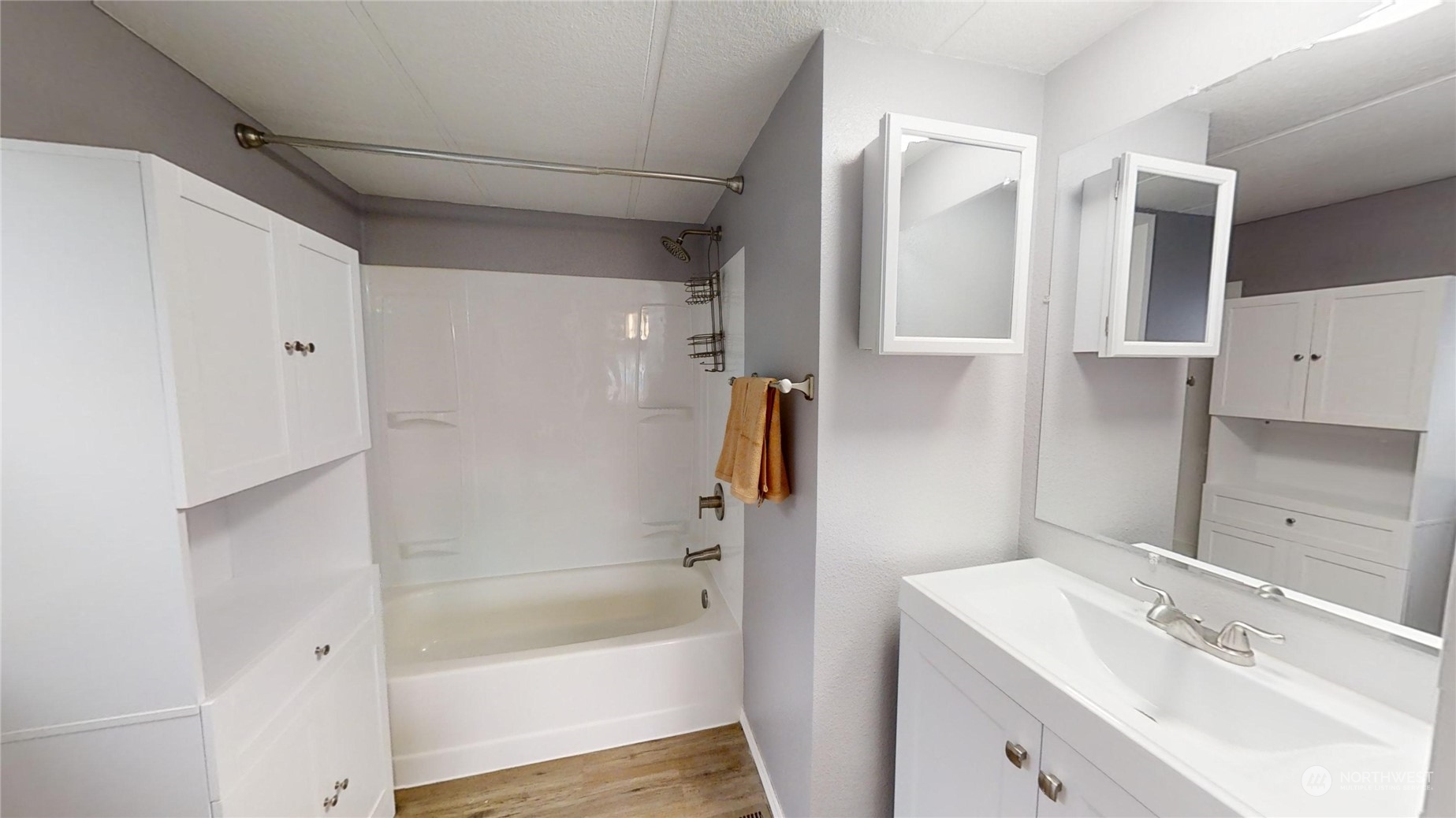 6410 201st Street Ct E