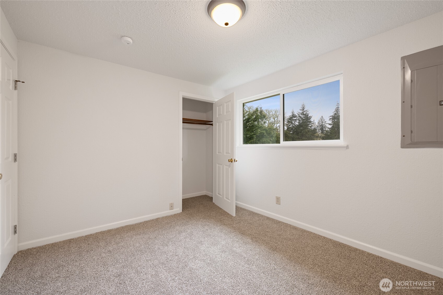 9127 Lawndale Avenue SW