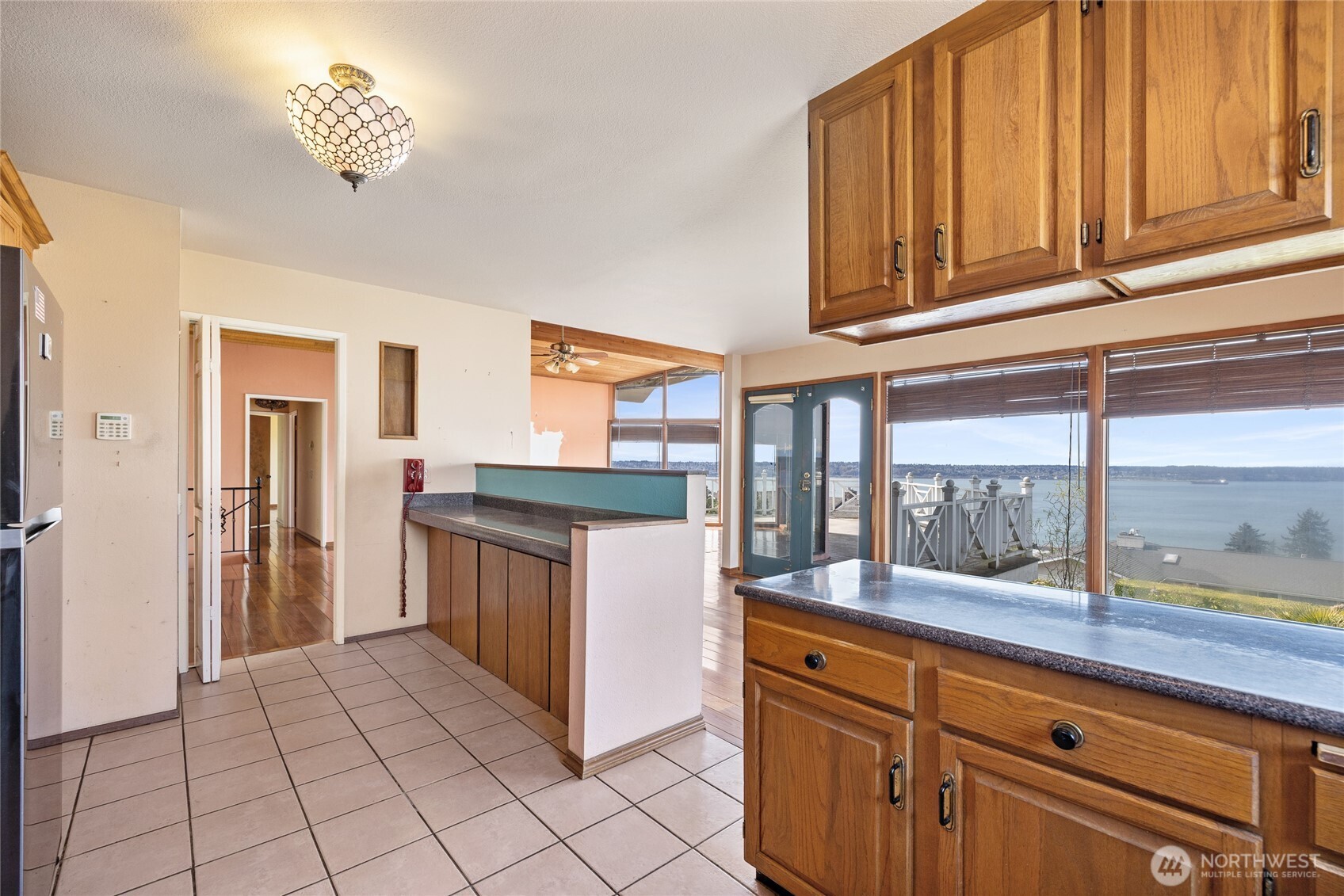 6125 Panorama Drive NE