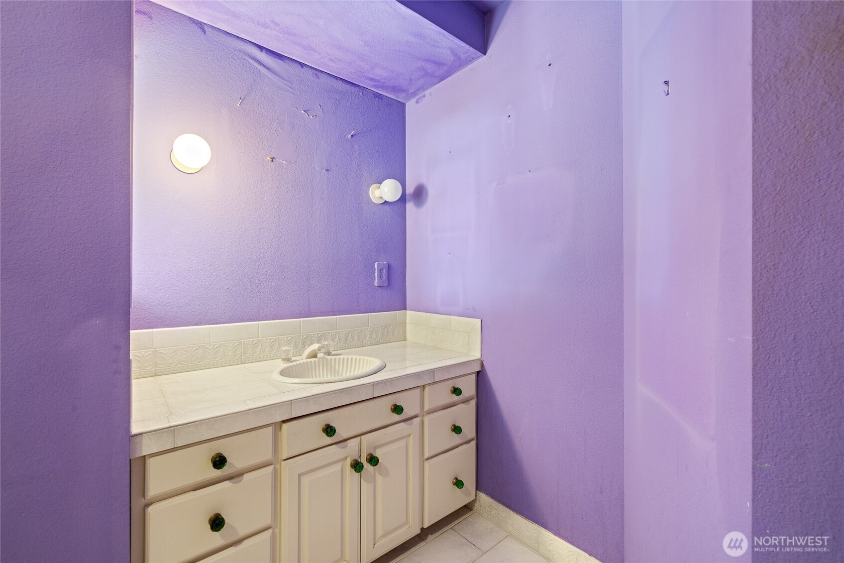 6125 Panorama Drive NE