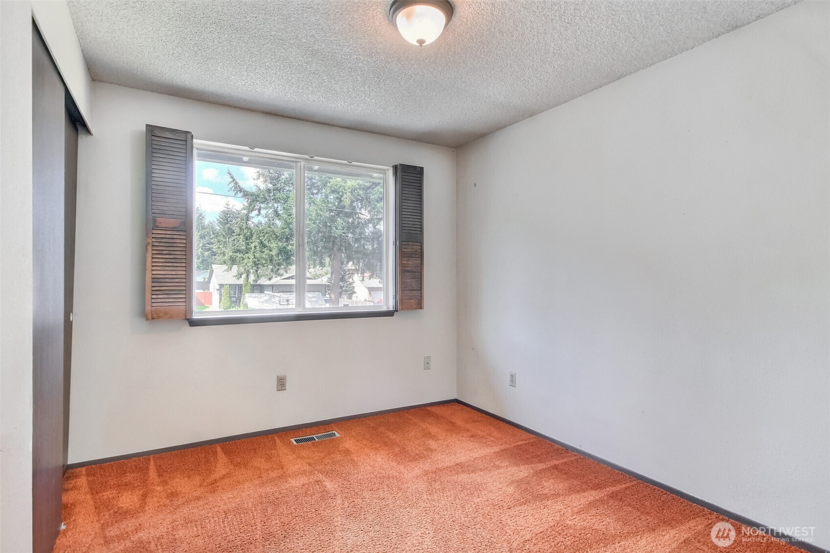 17511 Yakima Avenue S