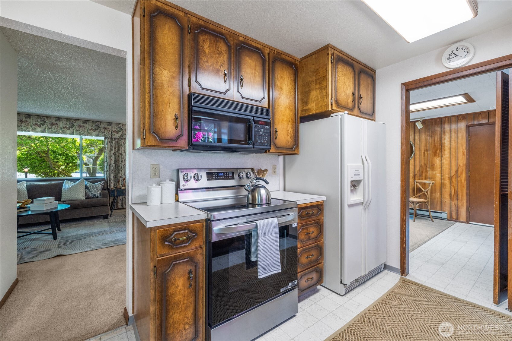 1102 S Villard Street