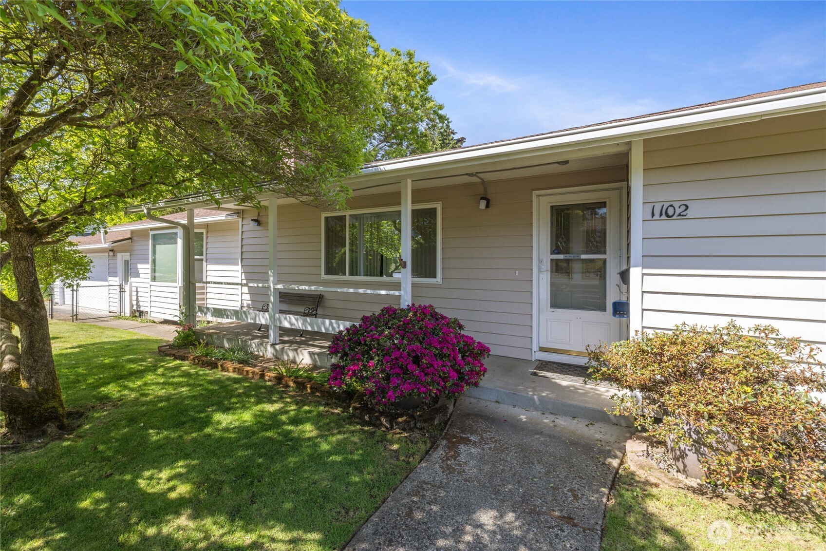 1102 S Villard Street