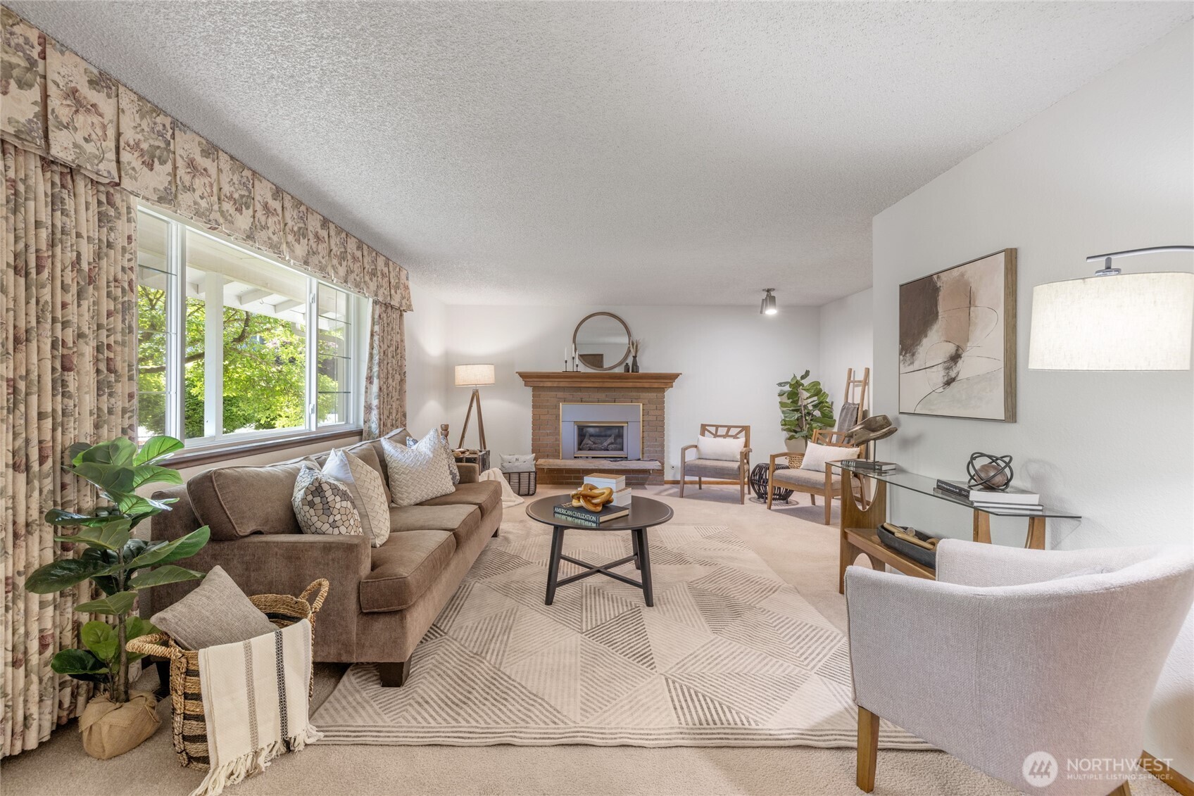 1102 S Villard Street