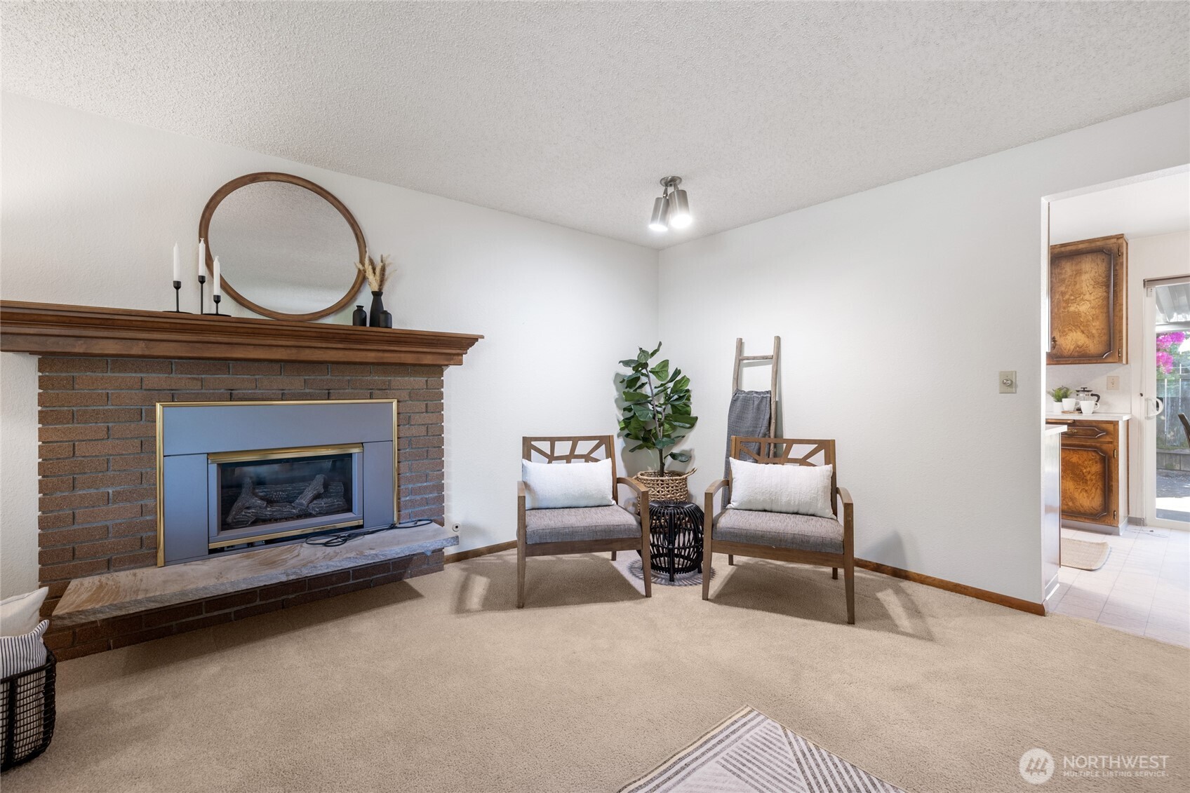 1102 S Villard Street