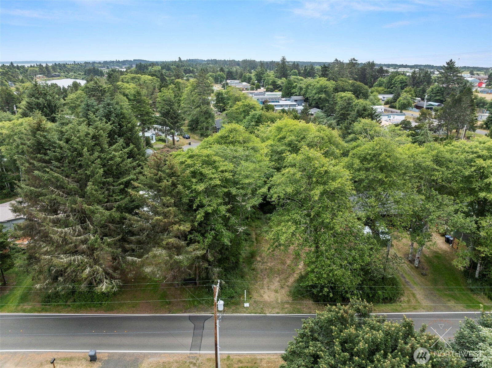 225 E Rain Street NE