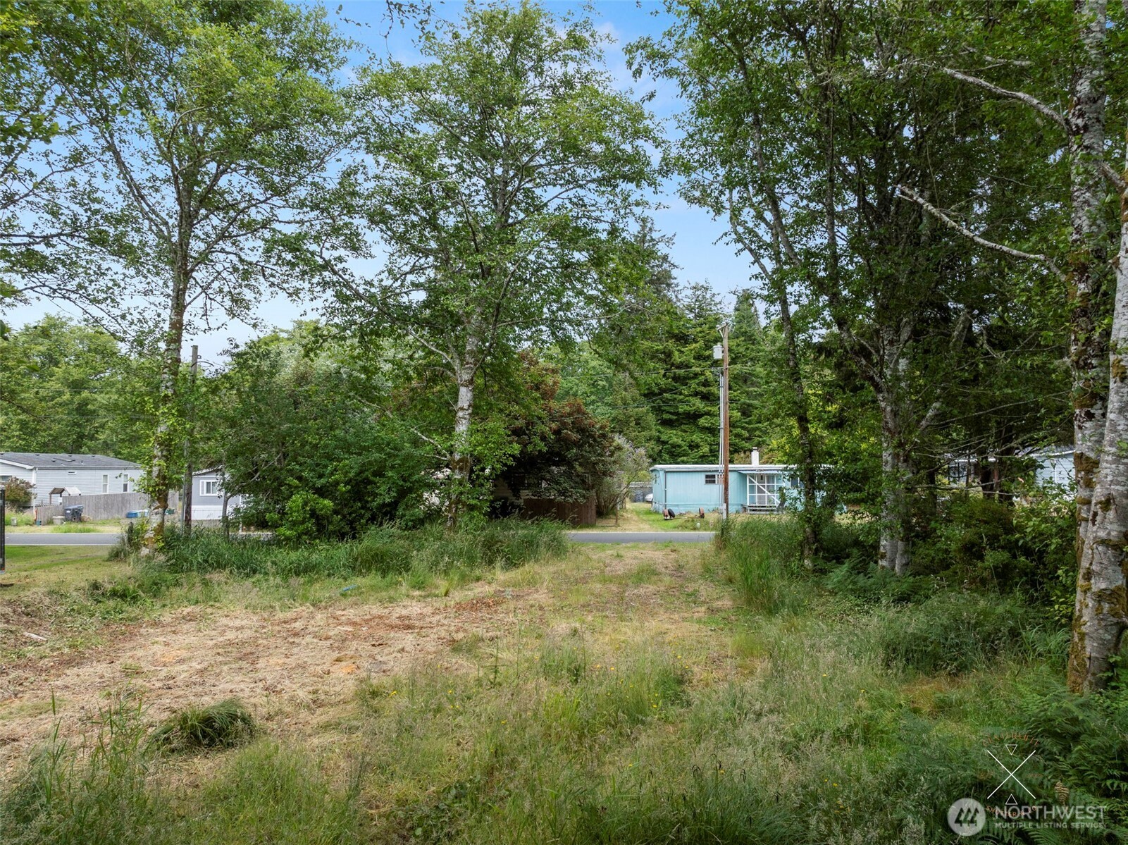 225 E Rain Street NE