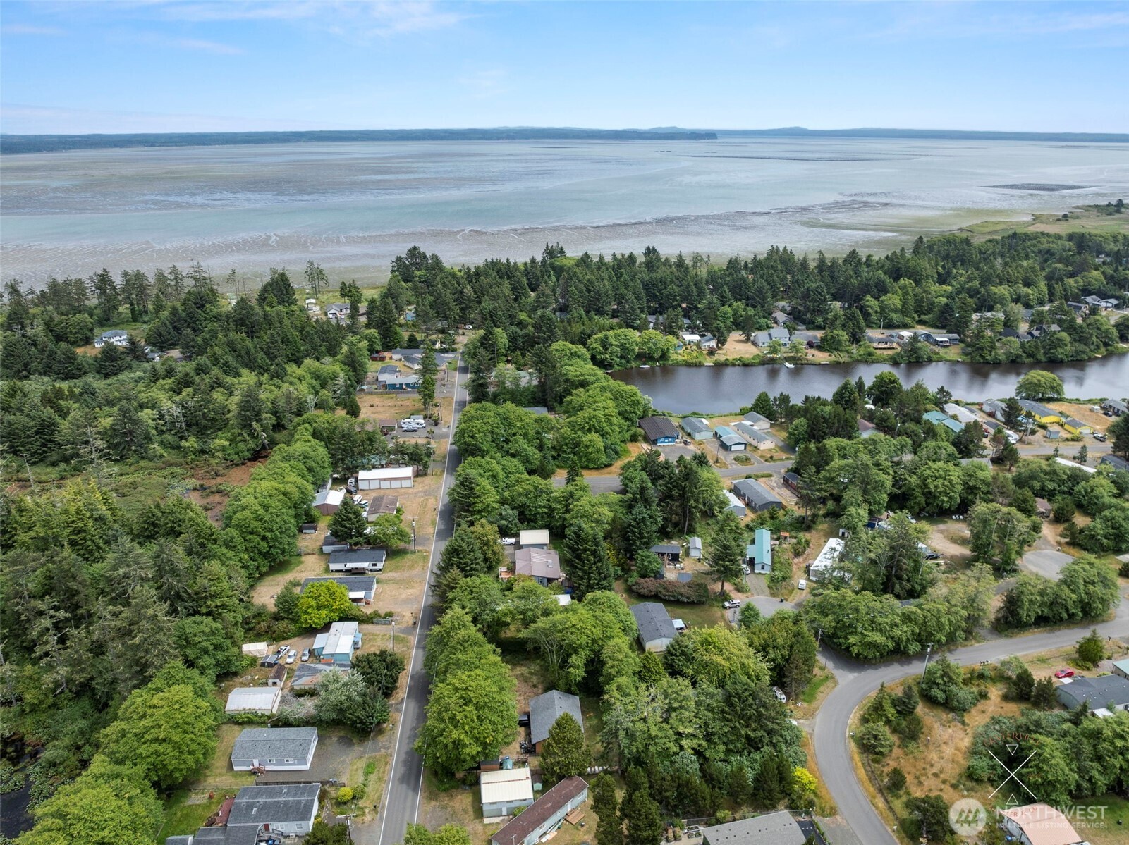 225 E Rain Street NE