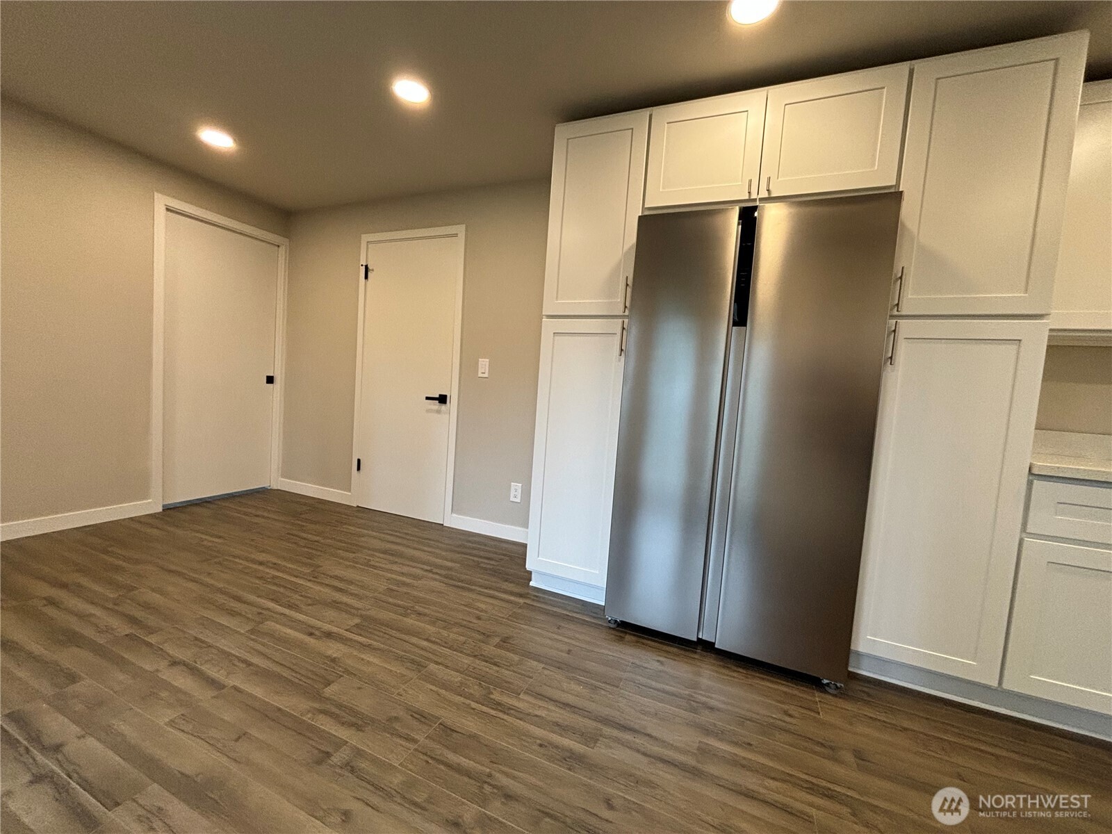 11713 100 Avenue Ct E