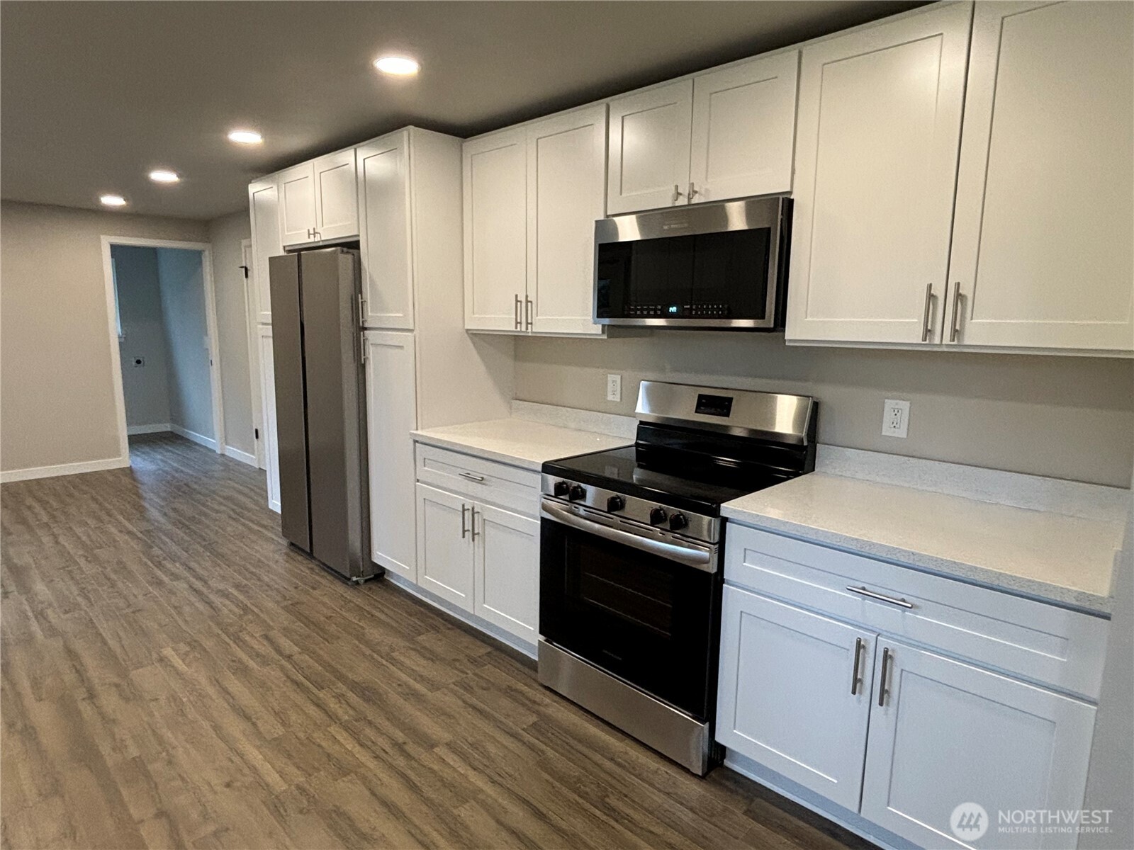 11713 100 Avenue Ct E