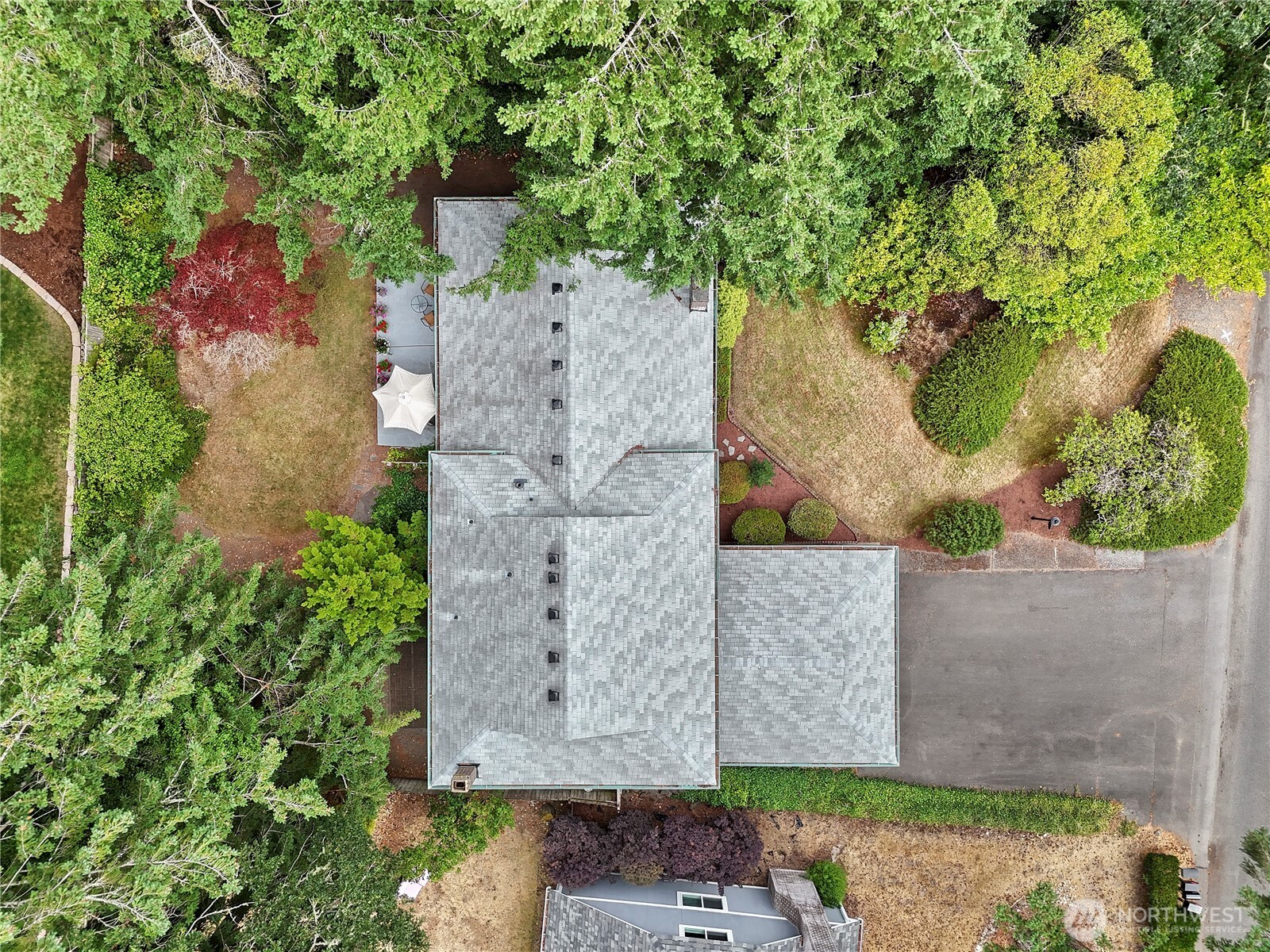 7311 Zircon Drive SW