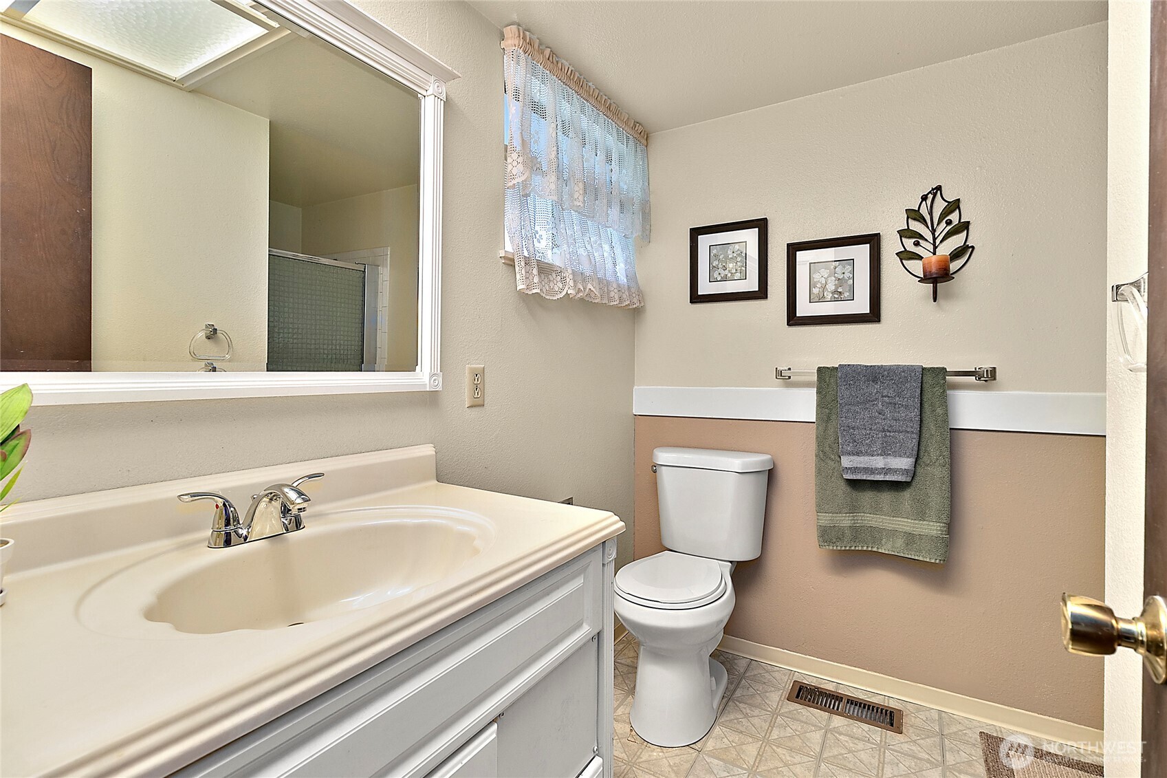 7311 Zircon Drive SW