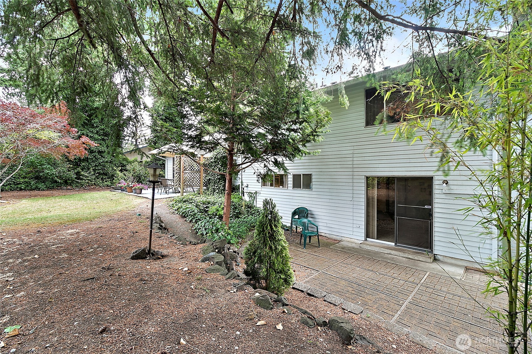 7311 Zircon Drive SW