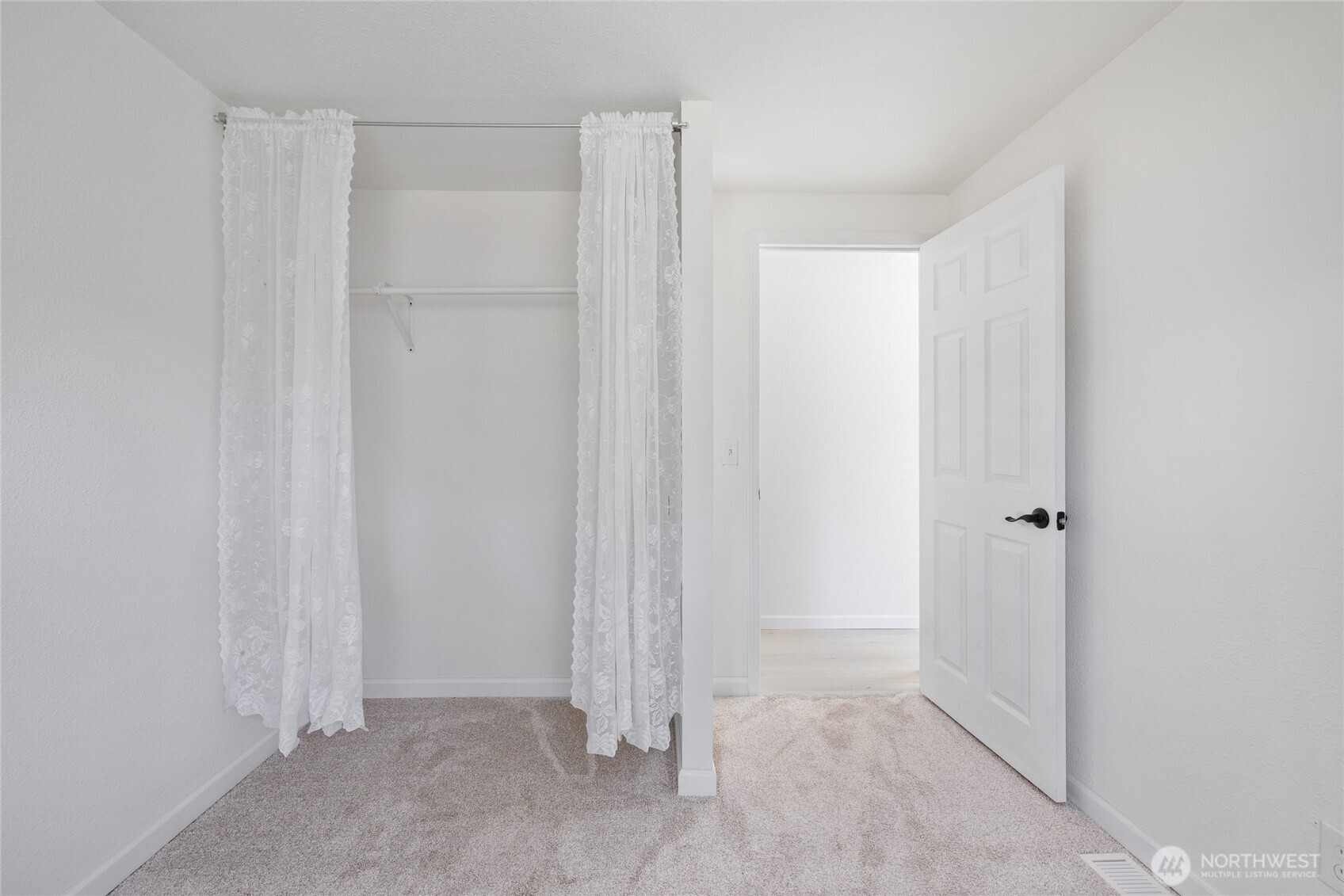 14512 246th Street E