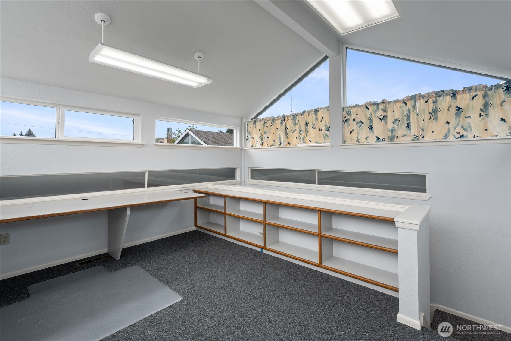 3645 N Pearl Street Unit: B